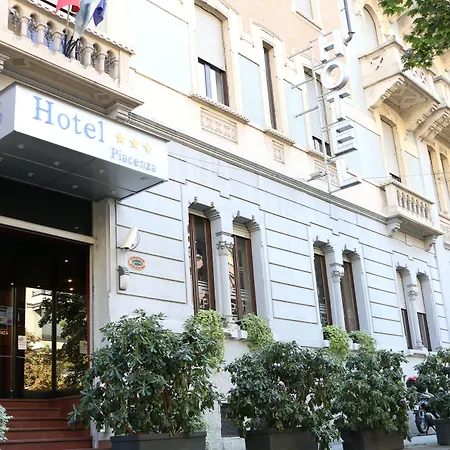 Hotel Piacenza-3